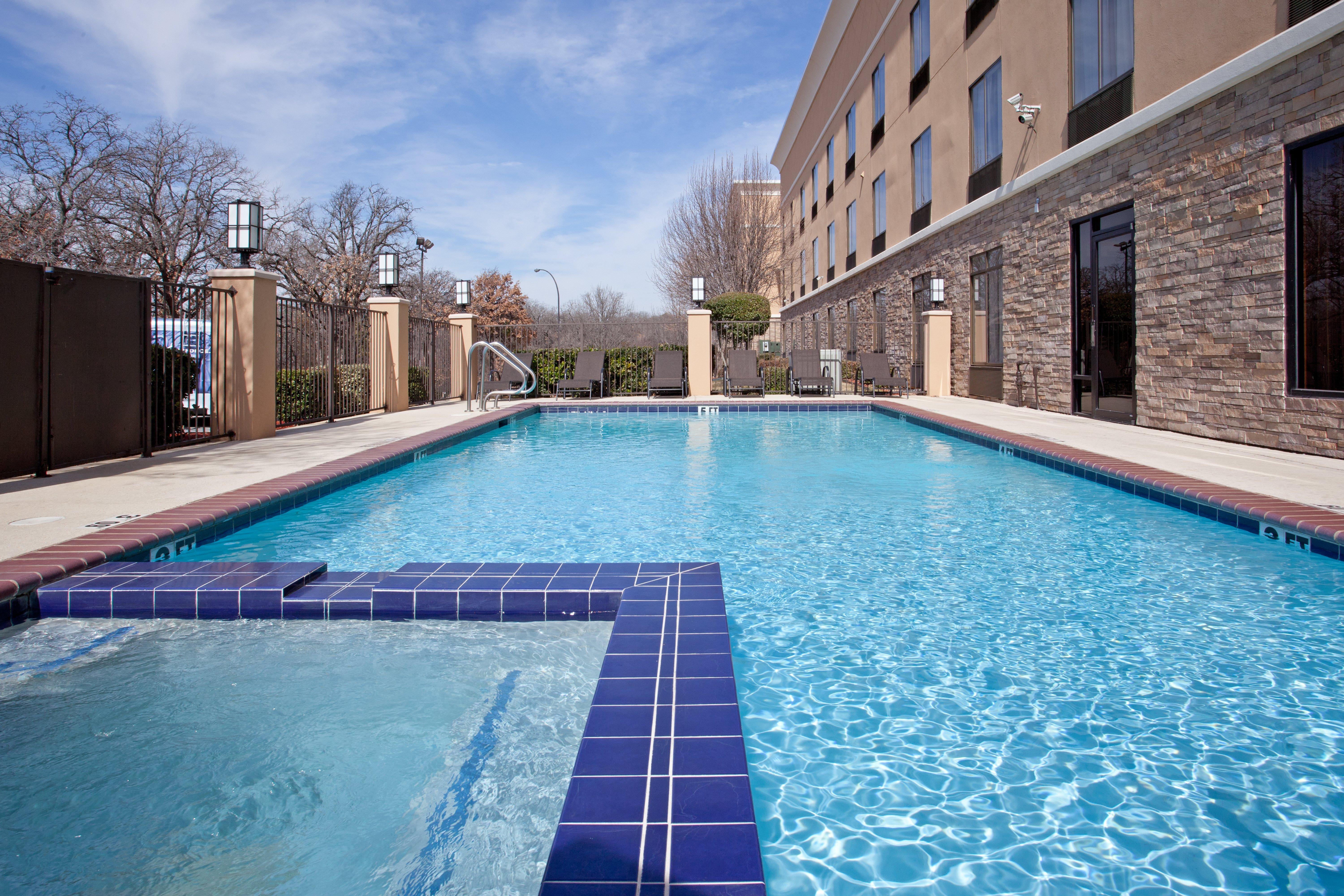 Holiday Inn Express Arlington Interstate 20 Parks Mall By Ihg Exteriör bild