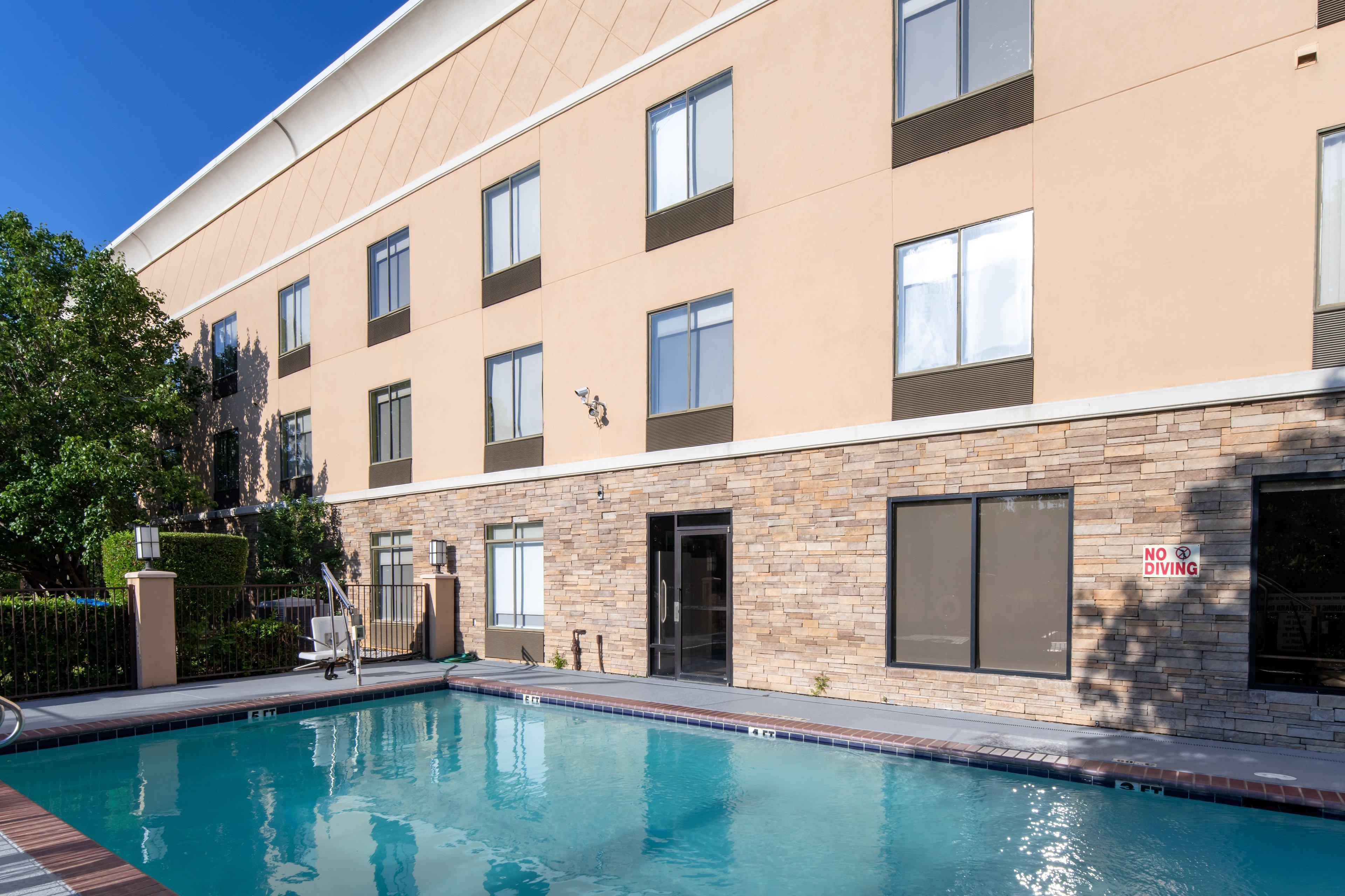 Holiday Inn Express Arlington Interstate 20 Parks Mall By Ihg Exteriör bild