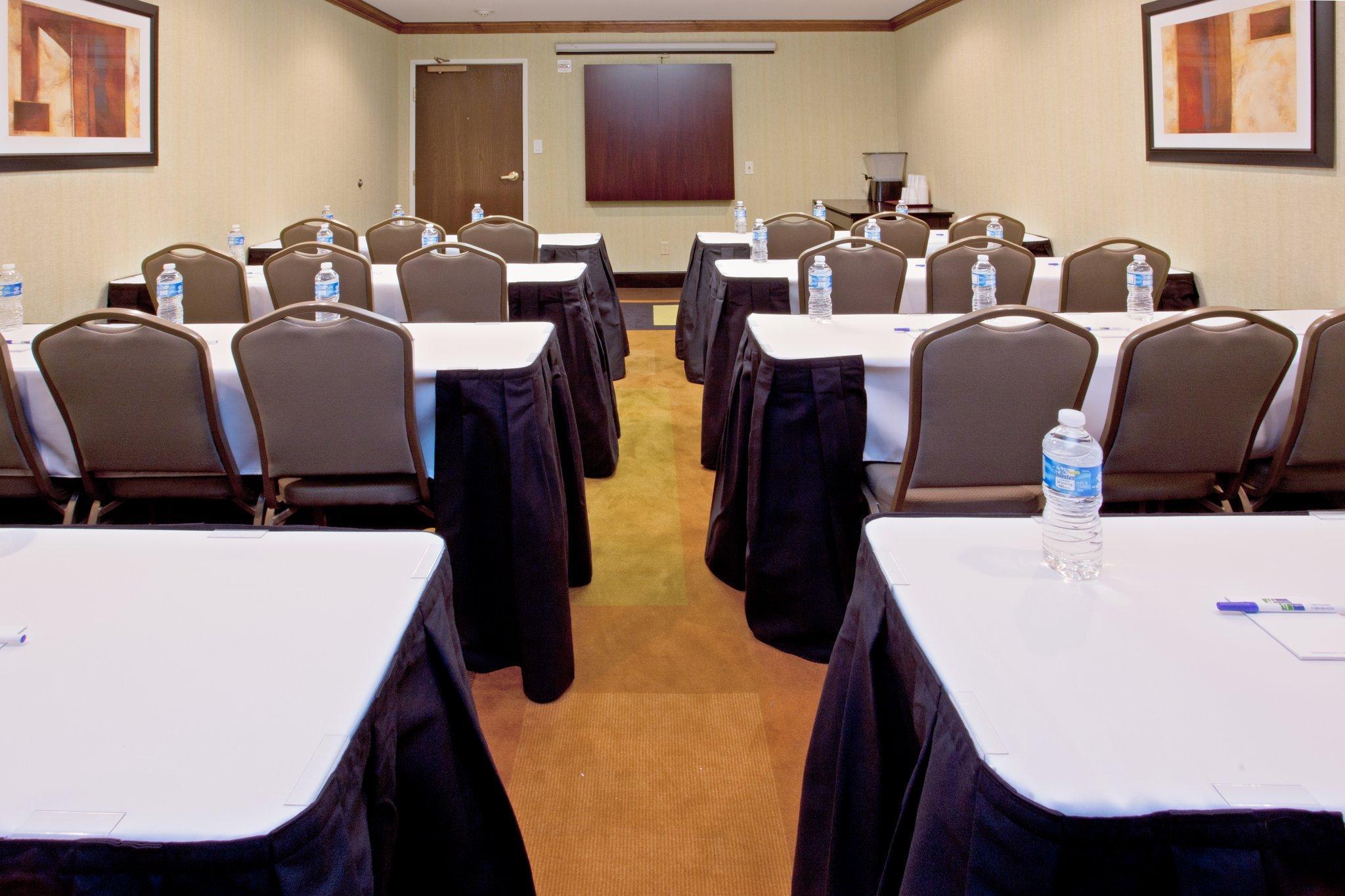 Holiday Inn Express Arlington Interstate 20 Parks Mall By Ihg Exteriör bild