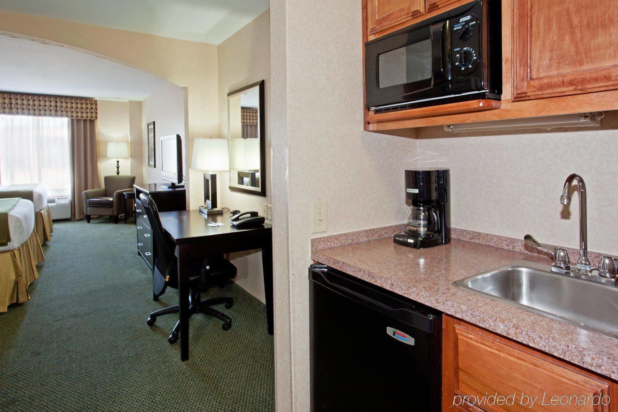 Holiday Inn Express Arlington Interstate 20 Parks Mall By Ihg Exteriör bild