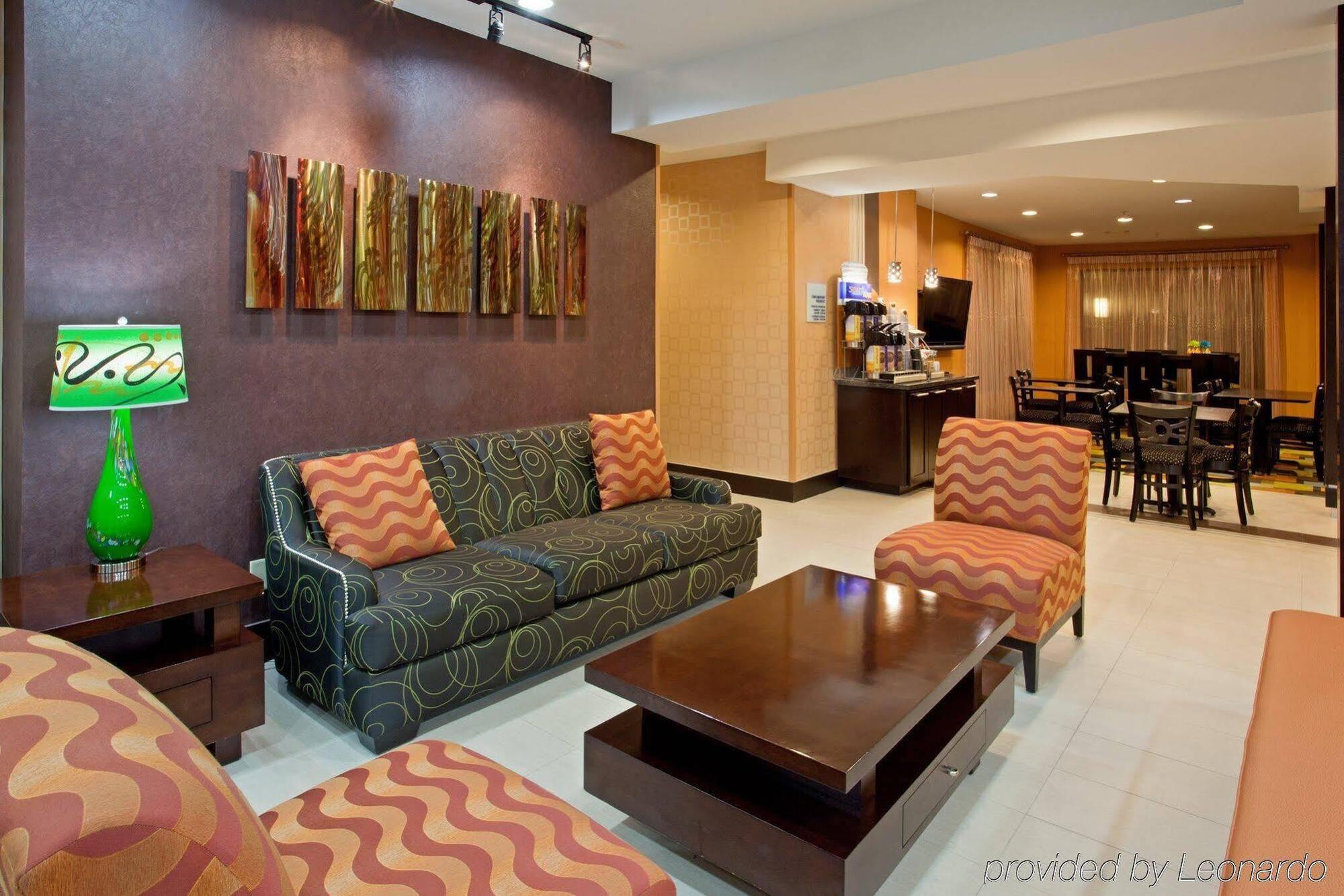 Holiday Inn Express Arlington Interstate 20 Parks Mall By Ihg Exteriör bild